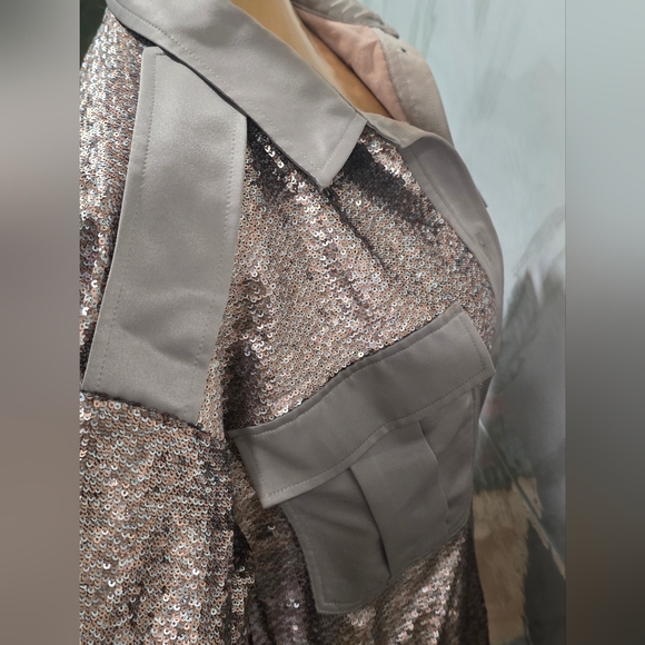 Banana Republic Br Monogram Sequin - Picture 12 of 16